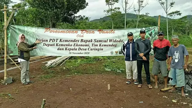 Penerimaan Desa Vanili di Desa Caringin, Sukabumi, Jawa Barat.