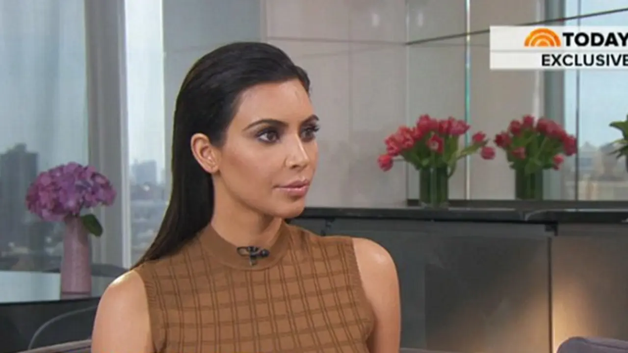 Setelah Ngetwit, Kim Kardashian Bicara Langsung Soal Bruce Jenner
