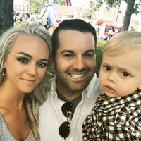 Keluarga Snyder sebelum insiden berdarah yang merenggut nyawa sang ayah. (Foto: boredpanda.com)