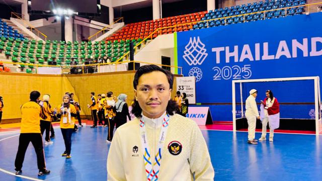 Atlet hoki Indonesia yang ikut meraih medali emas di SEA Games 2025, Adi Darmawan