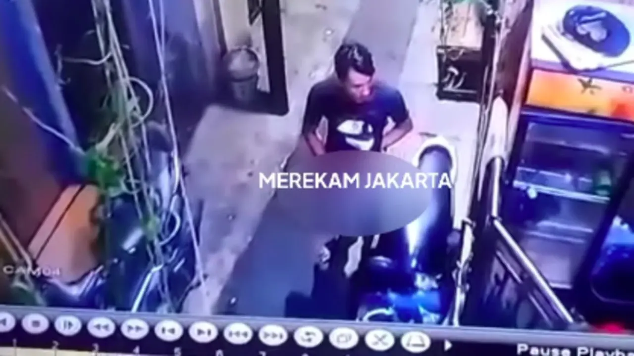 Pria terekam masturbasi di gang sempit (IG @merekamjakarta)