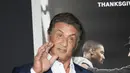 Sylvester Stallone tentunya menjadi aktor yang beruntung dengan memiliki keluarga yang setia menemaninya. Sang istri dan ketiga putri cantiknya memang tidak segan untuk memberikan dukungan kepada sang aktor. (AFP/Bintang.com)