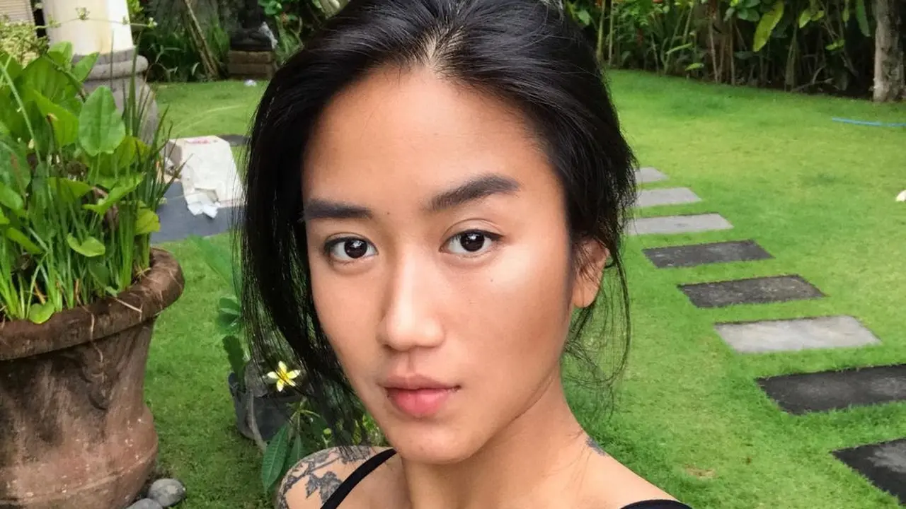 6 Potret Chef Renatta Tampil Tanpa Makeup, Dipuji Lebih Memesona