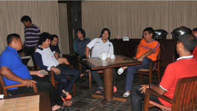 Manajer (Gede Widiade) & Tim pelatih Garuda All Stars Lesu_Zaidan Nazarul 