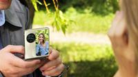 Oppo Find N3 Flip resmi meluncur yang hadir dengan tiga kamera belakang. (Dok: Oppo)