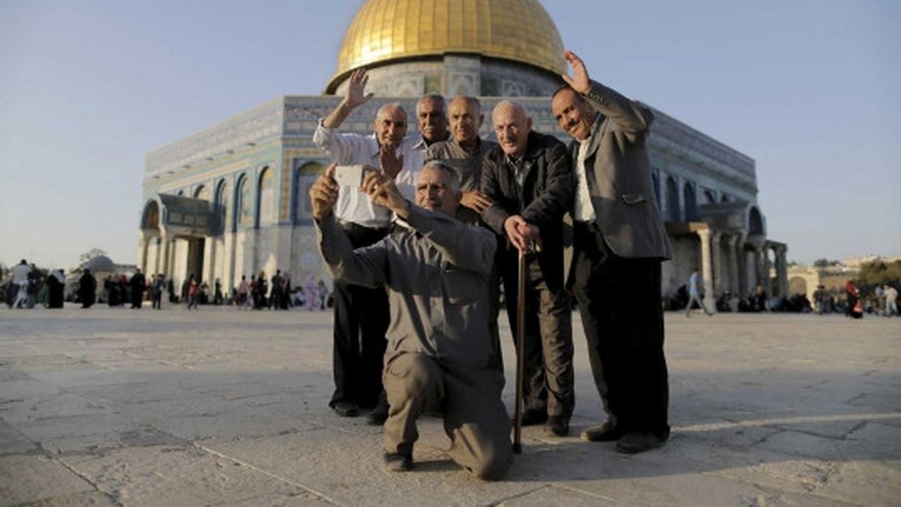 Ramadan, demam selfie mewabah di Kubah Batu Yerusalem