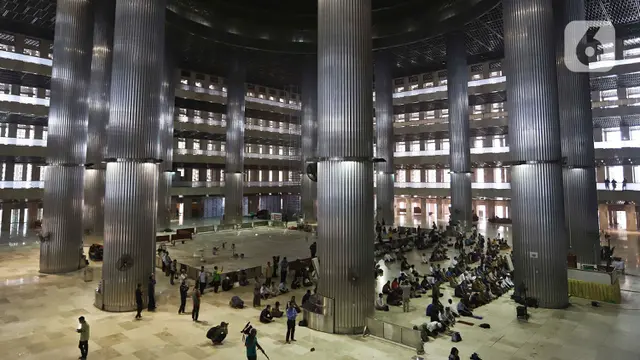 Masjid Istiqlal Tak Gelar Salat Jumat hingga Dua Pekan