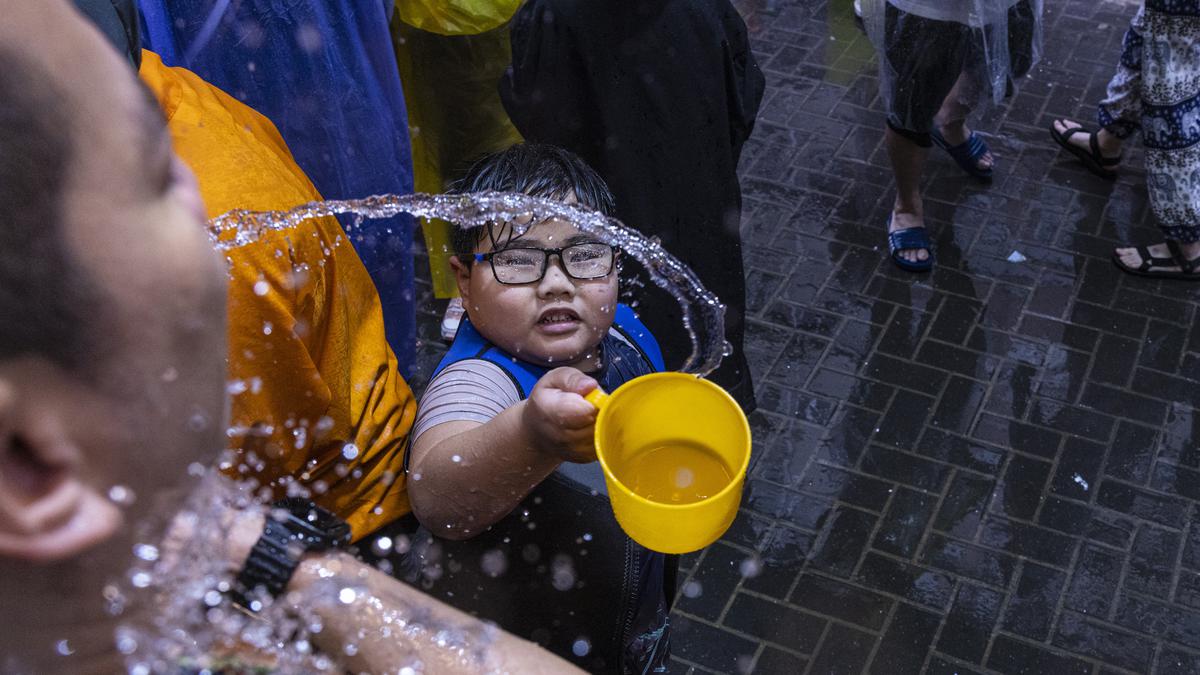 Thailand Rilis Aturan untuk Festival Songkran 2026, Awas Kena Denda