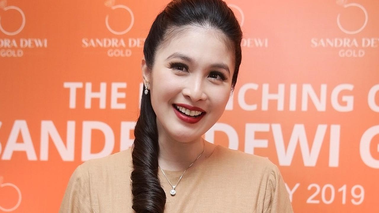 Deretan Artis Cantik Indonesia Menikah dengan Pengusaha Tambang Tajir Melintir, Ada yang Cerai Usai Miliki Momongan