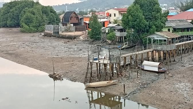 Menanti Magrib di Ujung Lumpur, Senja Ramadan dan Luka Ekosistem Pesisir Batam