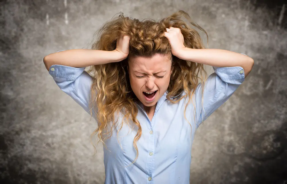 Stres Menurunkan Kualitas Kesehatan Mata, Benarkah? (Minerva Studio/Shutterstock)