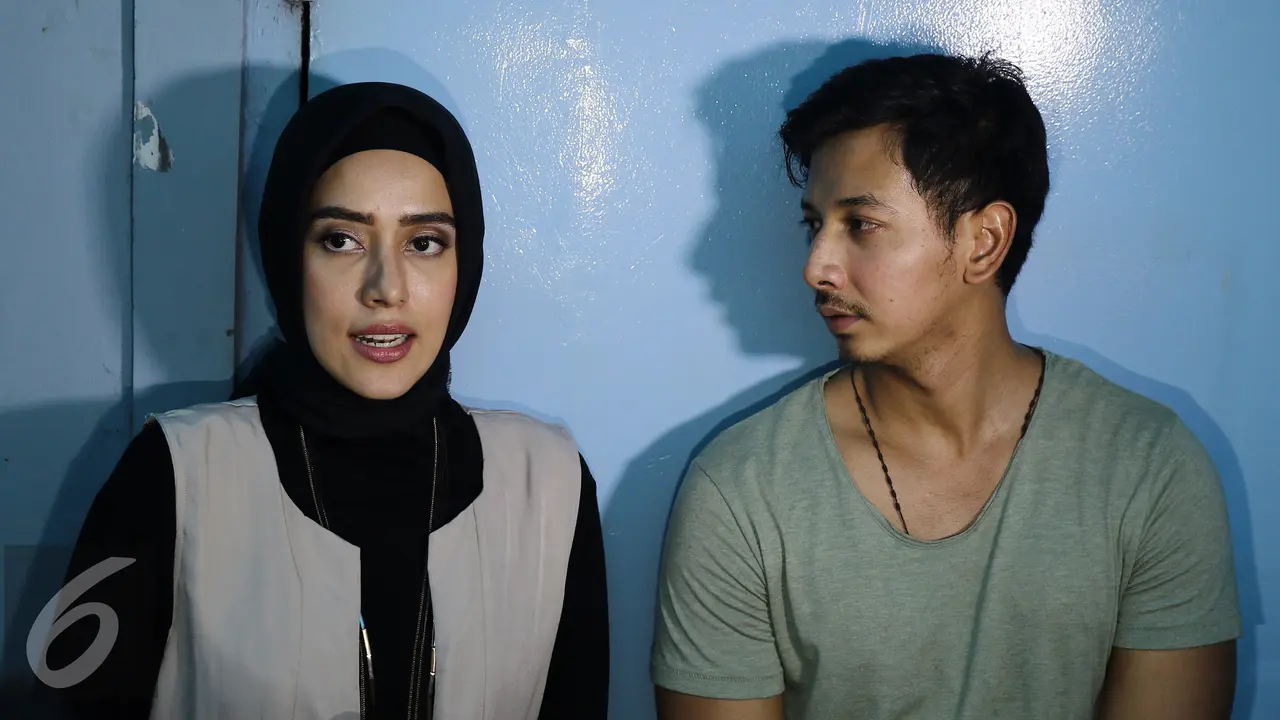 Fairuz A. Rafiq dan Sonny Septian
