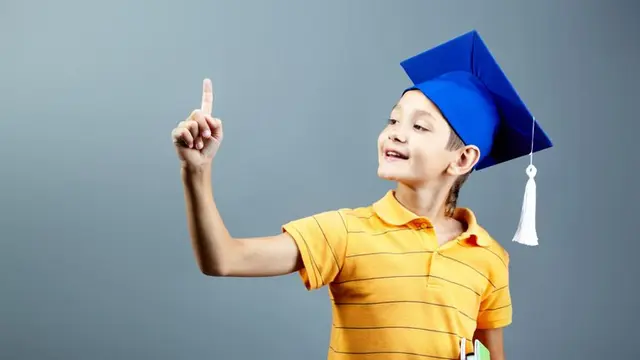 Rayakan kesuksesan anak