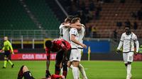 Pemain Spezia merayakan gol saat mengalahkan AC Milan di San Siro pada lanjutan Liga Italia (AFP)