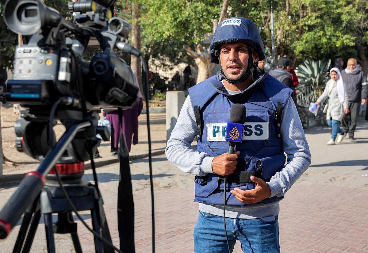 FOTO: Biadab! Serangan Drone Israel Hancurkan Tenda Liputan, Lima Jurnalis Tewas di Gaza