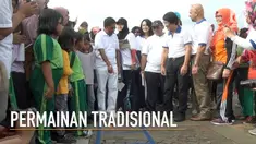 Untuk melestarikan kembali permainan bocah zaman dulu, Mensos Idrus Marham mengajak anak zaman now bermain permaianan tradisional bocah zaman dulu di Monas.