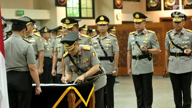 Kapolri Resmi Lantik Lima Kapolda Baru