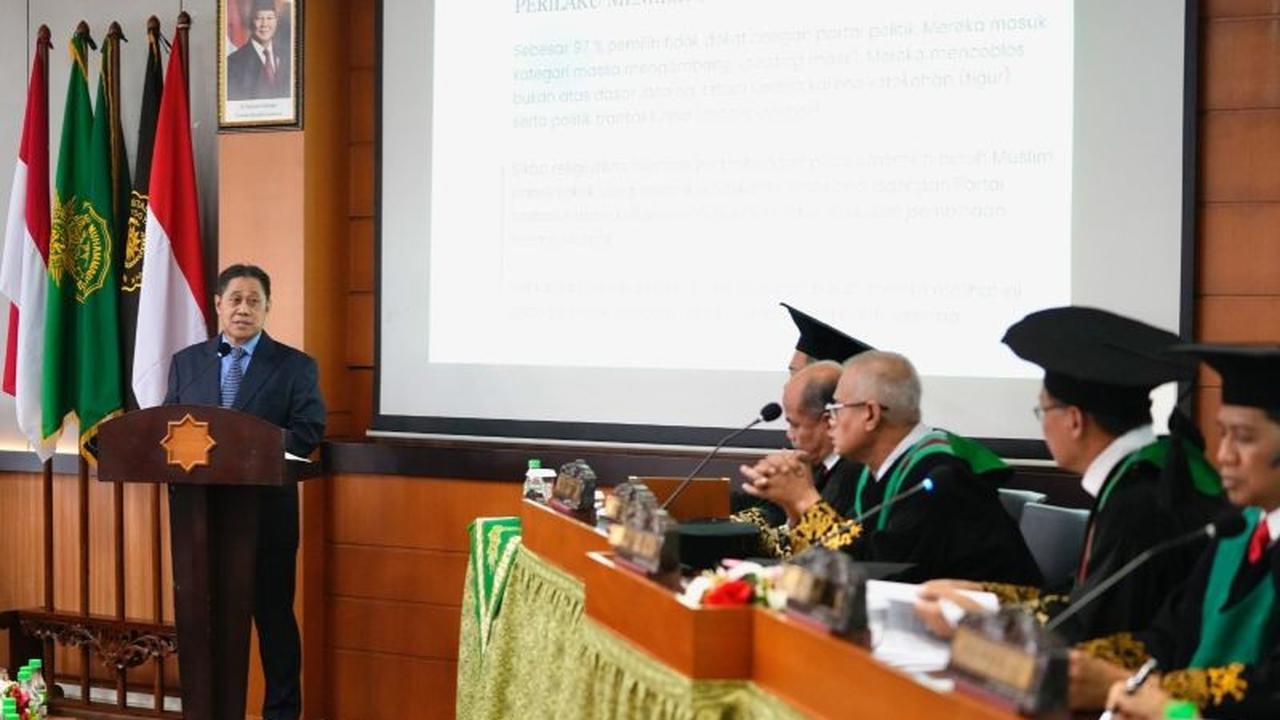 Penelitian Unik: Nasrullah Larada Raih Doktor Usai Bongkar Praktik Politik Uang Buruh Rokok di Kudus