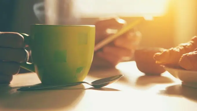 Amankah Minum Kopi Sebelum Sarapan?