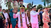 Usai Retret Kepala Daerah, Gubernur Agustiar Disambut Masyarakat