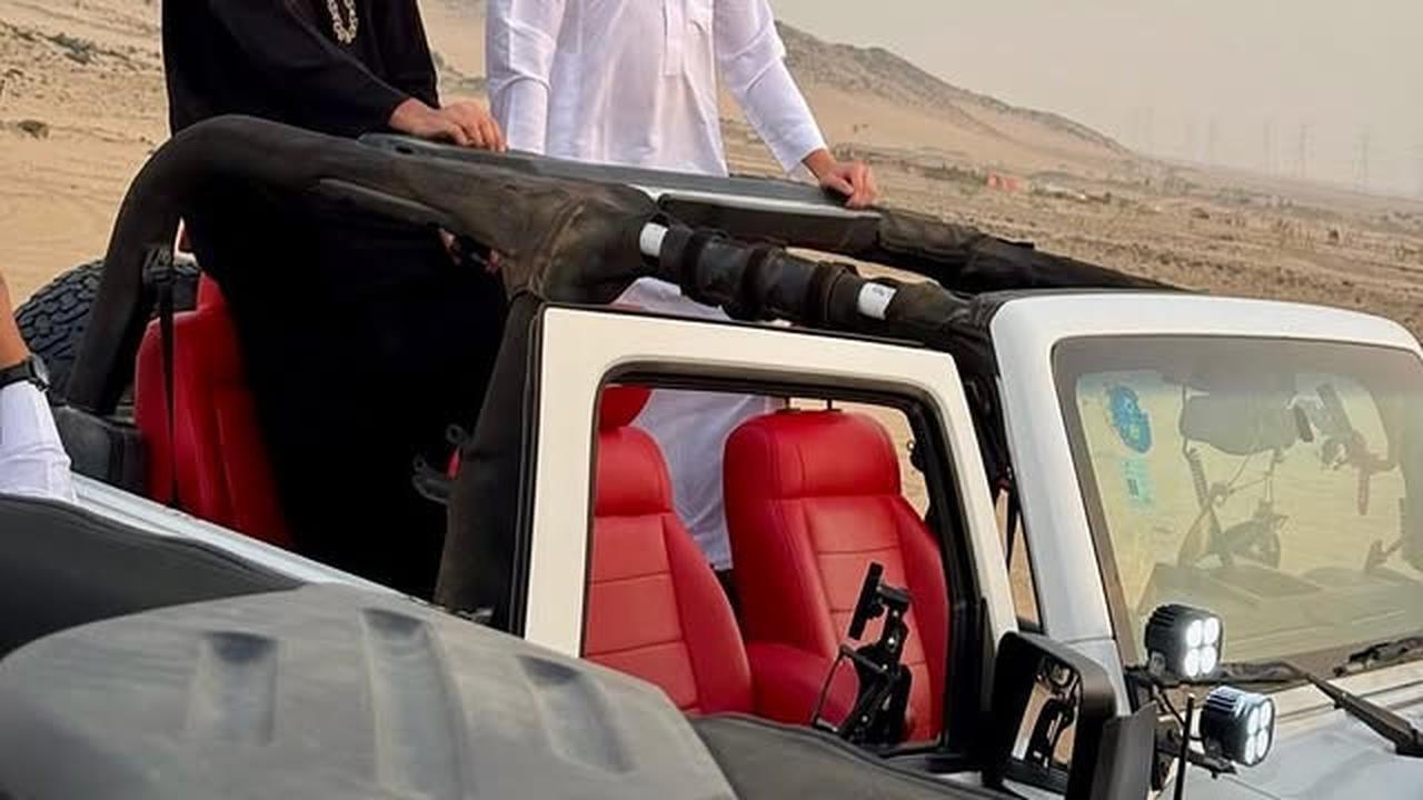 Kenakan Jubah dan Sorban, 7 Potret Eddy Meijer Anak Maudy Koesnaedi di Gurun Pasir bak Pangeran Dubai