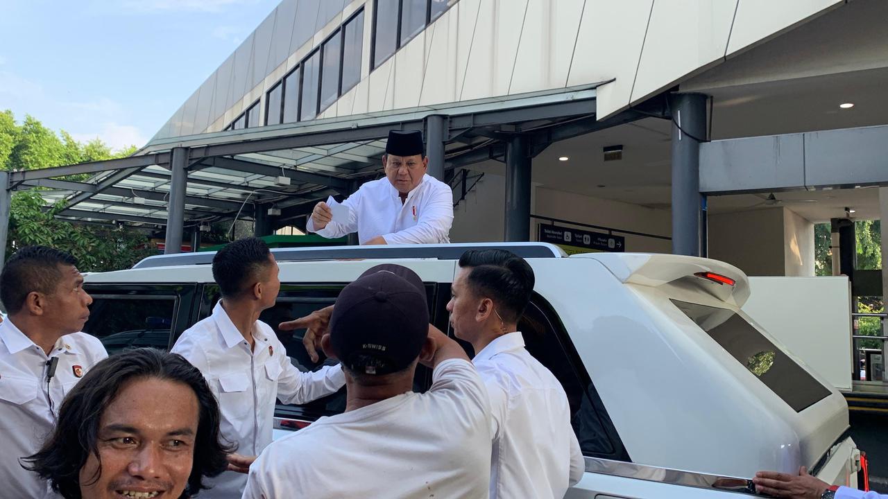 prabowo bagi bagi THR
