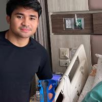 Saat Asnawi Mangkualam Menjenguk Pratama Arhan yang Baru Selesai Operasi: Saling Menguatkan di Thailand