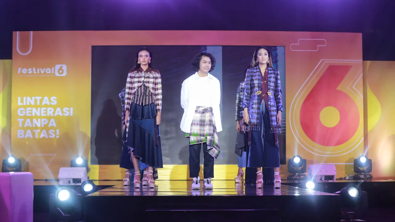 Fashion show dari Sumatera Selatan