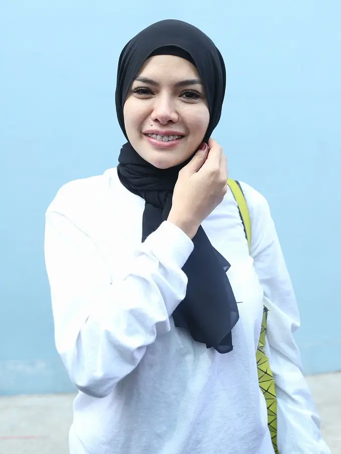 [Bintang] Nikita Mirzani