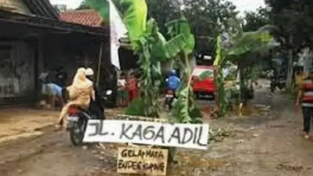 9 Potret Nama Jalan Unik di Indonesia, Malah Bikin Baper