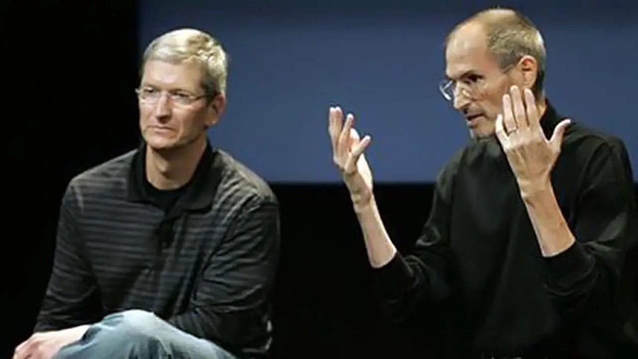 steve-jobs-tim-131223b.jpg