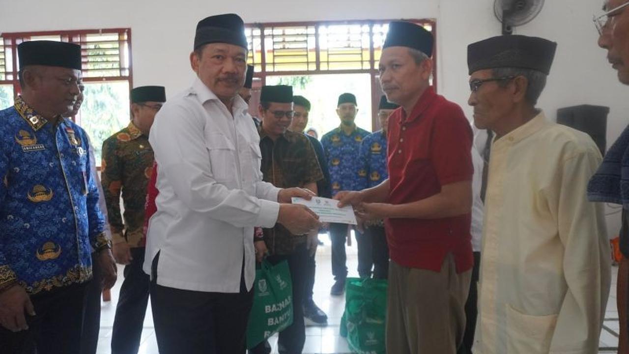 Baznas dan Pemprov Bengkulu Salurkan Santunan Lansia, Perkuat Perlindungan Sosial