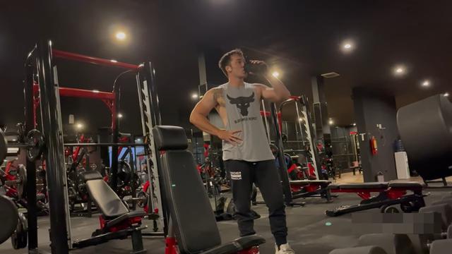 6 Potret Keseharian Stefan William Usai Bercerai, Bahagia dengan Kekasih Baru