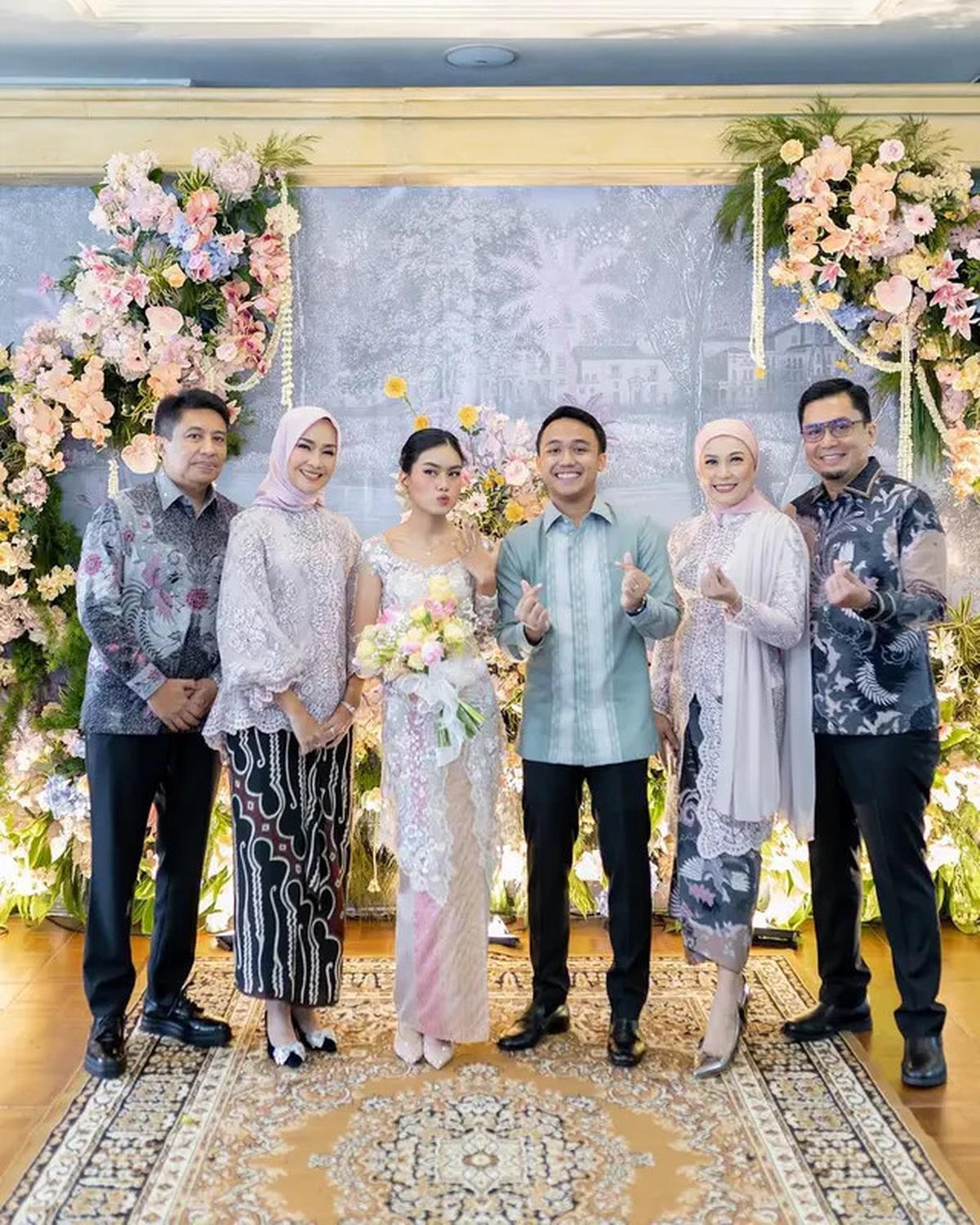 6 Potret Acara Lamaran Namira Adjani Anak Alya Rohali, Ayah Kandungnya Turut Hadir