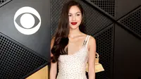 Olivia Rodrigo menghadiri Grammy Awards ke-66 di Crypto.com Arena di Los Angeles, Amerika Serikat, 4 Februari 2024. (Frazer Harrison/Getty Images/AFP)