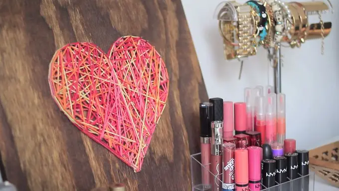 Di Hari Guru Sedunia, Yuk! Bikin Dekorasi Dinding Buat Pengajarmu