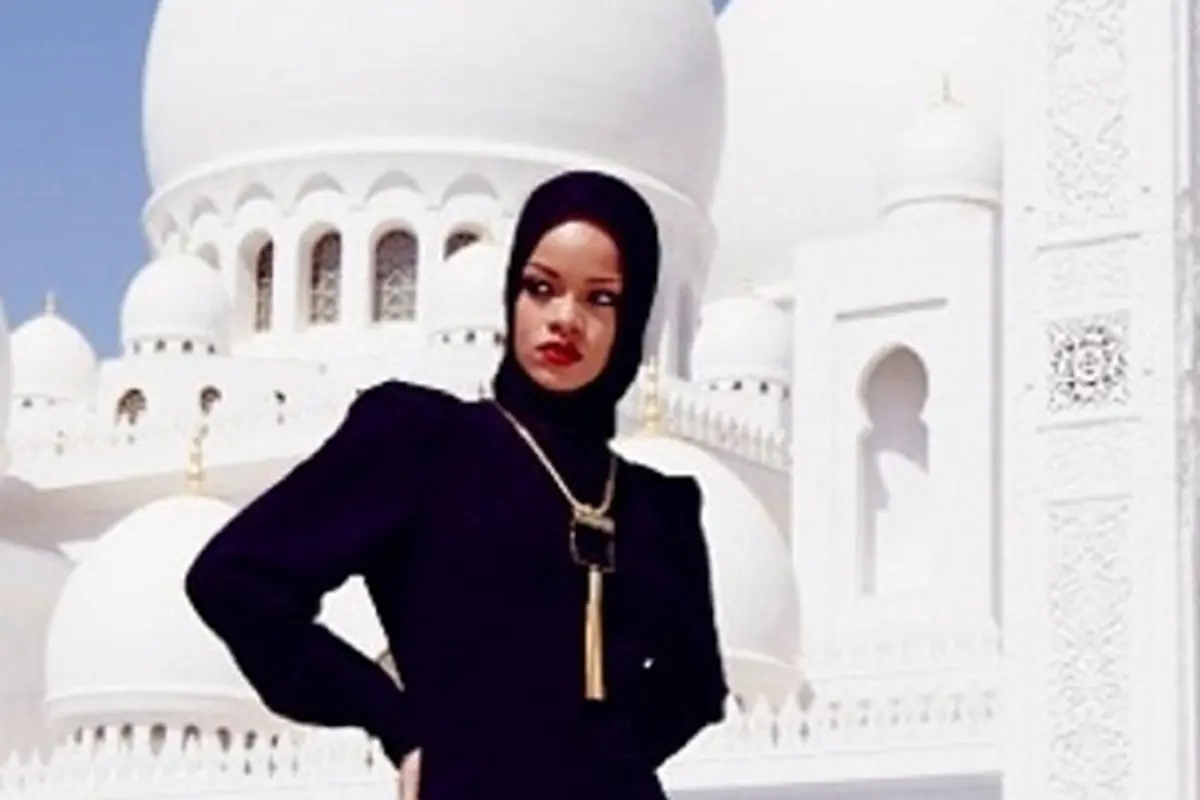 (c) http://instagram.com/badgalriri