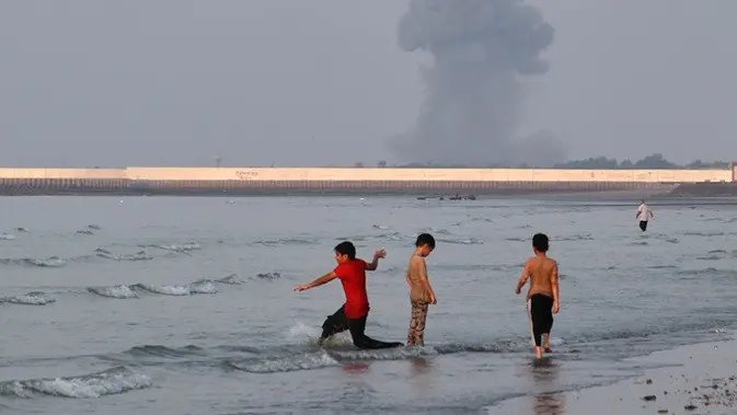 China Tolak Ajakan AS Tekan Iran lewat Sanksi