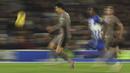 Pemain Tottenham Hotspur, Son Heung-min berusaha mengontrol bola pada laga lanjutan Liga Inggris 2023/2024 melawan Brighton di American Express Community Stadium, Brighton, Inggris, Jumat (29/12/2023) dini hari WIB. (AP Photo/Ian Walton)