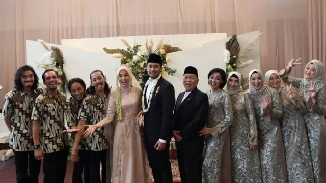 Duta Sheila On 7 dan Attar Syach
