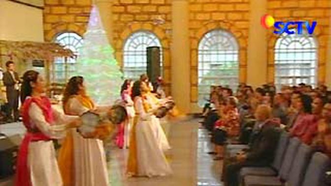 Natal Sederhana Di Gpdi Kelapa Gading News Liputan6 Com Perayaan natal 2018 gpdi jemaat ngunut tulungagung dengan tema :