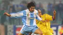 3. Marcelo Salas - Bomber asal Chili ini memiliki ketajaman luar biasa ini menjadi mesin gol bagi Lazio pada tahun 1998-2001. Bersama Biancocelesti, Salas mencicipi 6 trofi juara. (AFP/Gabriel Bouys)