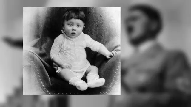 Adolf Hitler semasa bayi