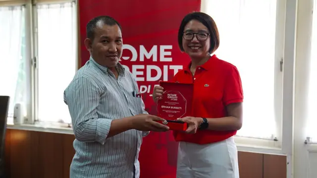 Home Credit Dukung Peran Orangtua Penuhi Kebutuhan Sekolah Anak