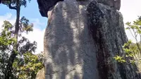 Batu Bertingkat menjadi salah satu destinasi unggulan desa Wisata Linggaratu, Kecamatan Karangpawitan, Garut, Jawa Barat (Liputan6.com/Jayadi Supriyadin)