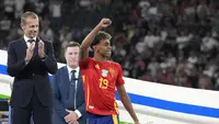 Lamine Yamal terpilih menjadi pemain terbaik di Euro 2024 usai mencetak 4 assist dan 1 gol bersama Spanyol (AP)