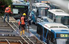 TransJakarta Geser Halte Kebon Sirih ke Halte Temporer Imbas Pengerjaan Proyek MRT