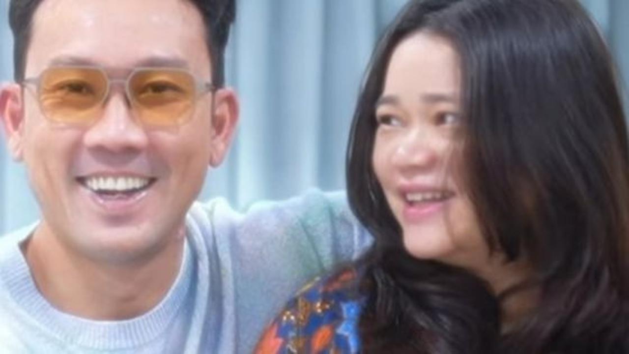 Selamat, 8 Foto Kelahiran Anak Pertama Denny Sumargo dan Olivia Allan Yang Berjenis Kelamin Perempuan!