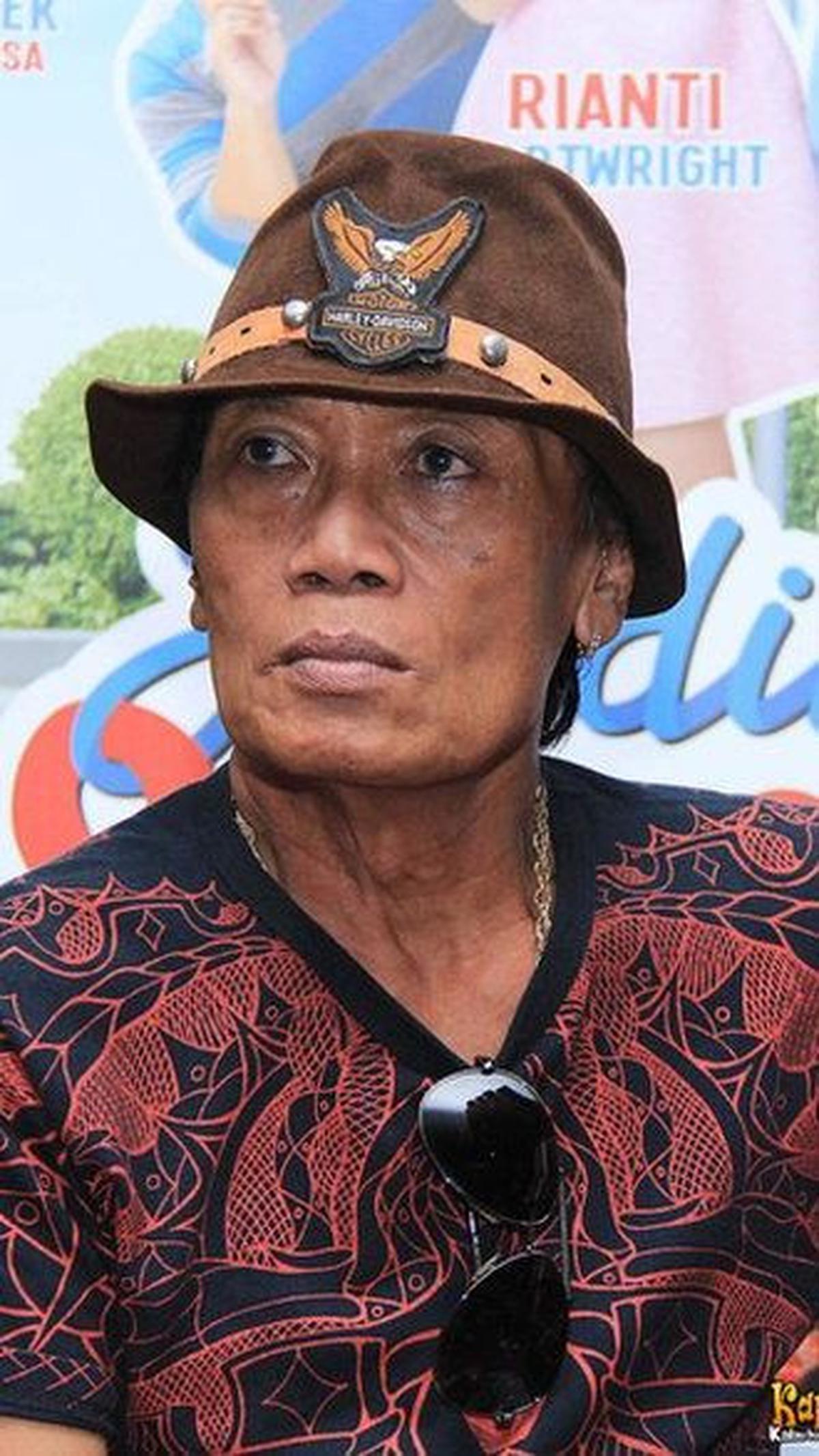 Tessy Srimulat <br>