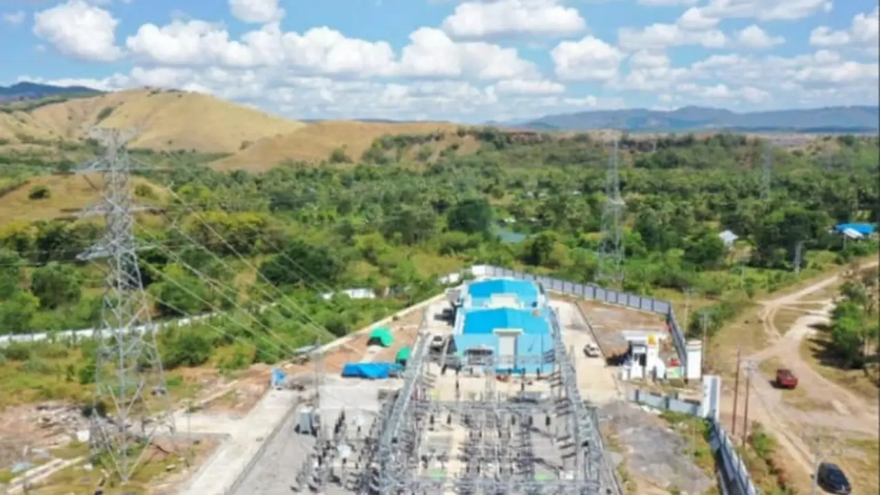 Tol listrik Flores sepanjang 864 kilometer sirkuit (kms) miik PT PLN. (Foto Istimewah)